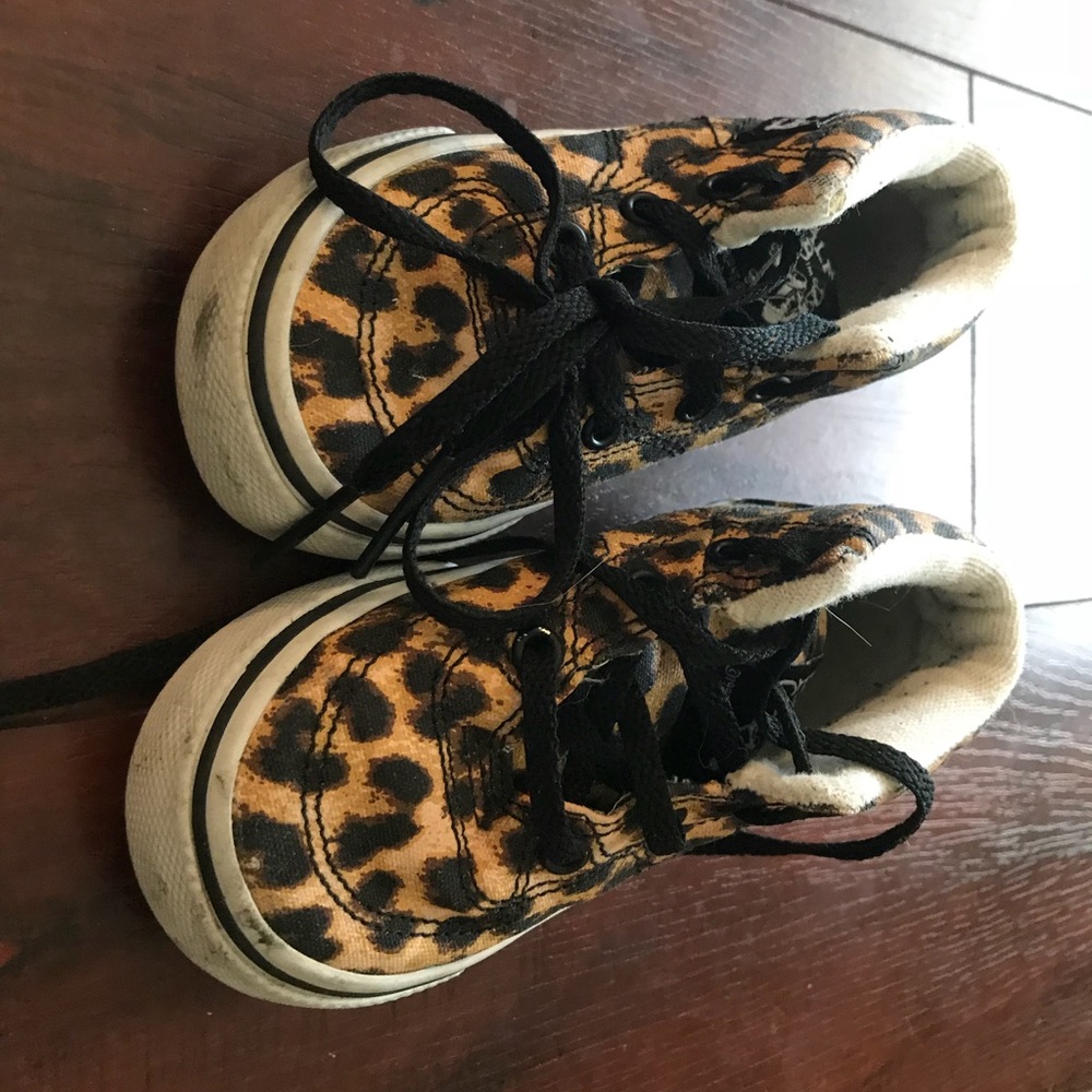 Toddler leopard half cab vans RARE